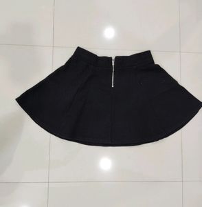 Black Skirt