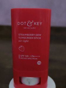 DOT &amp; KEY SUNSCREEN STICK
