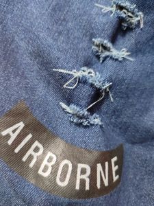 Girl&#39;s Jeans