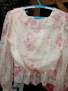 Ruffle Top