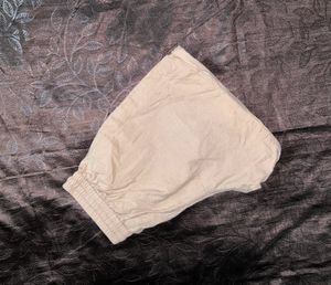 Solid Causal Beige Shorts