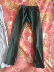Kids 5leggins 2green One Is Grey On White ,Cream