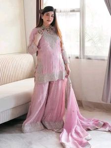Elegant Pink Embroidered Salwar Kameez Suit