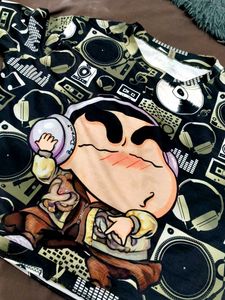 Shinchan Graphic Crop Tee