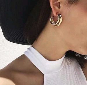 Beautifull Gold Rings Earings For Office And Party