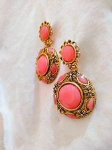 Pink Stone Earrings with Gold Filigree 💎