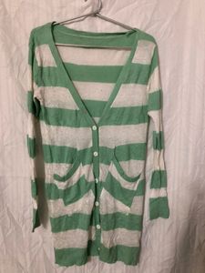 Green & white sweetshirt