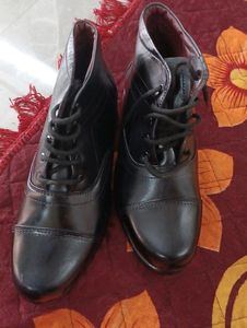 Men Black Half Boot