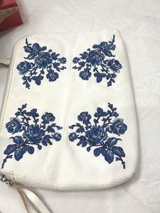 Sling Bag