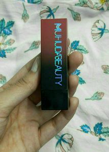 Hudabeauty Lipstick