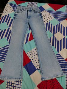 Bootcut Light Wash Jeans