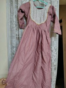Beautiful And Designer Naira Cut Kurta