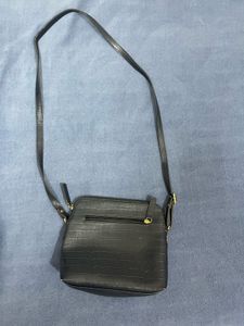 Mast &amp; Harbour Croc Textured Structured Sling Bag