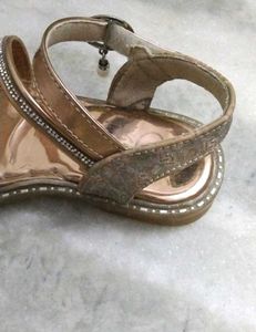 Girls&#39; Rose Gold Sandals