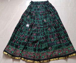 2pure cotton Kurti + 2 long skirts combo🌷