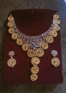 New Spargz Artificial Gold Platetd Synthetic Stone