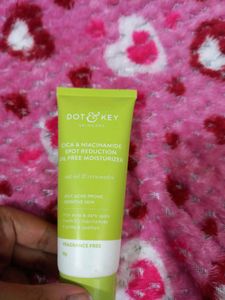 Dot and key moisturizer