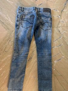 Men&#39;s Distressed Wash Denim Jeans