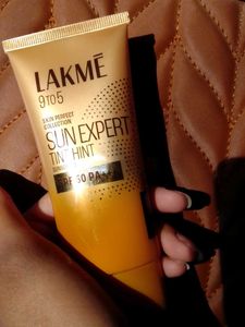 Lakme Sun Expert Tinted Sunscreen
