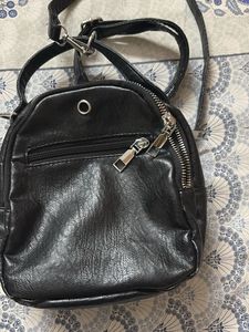 Chic Black Crossbody Bag