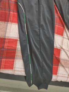 Jogging Full Length Pant L Size