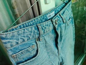 Zara Unisex Jeans Like New Barely Used