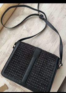 Chic Black Crossbody Bag