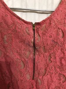 H&amp;M Sleevless Lace Top
