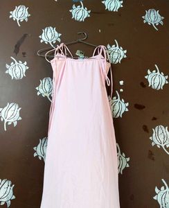pink dress