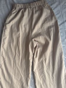 H&amp;M wide legged trousers white and tan