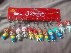 Excellent Unused Pack Of 12 Keychains.