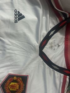 adidas Manchester United Kit