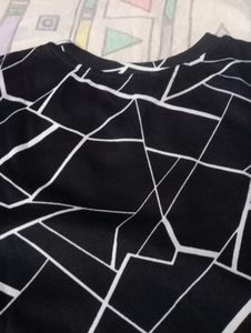 Shein Black And White Crop Top For Women