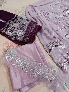 Elegant Embroidered Pakistani Kurta Set