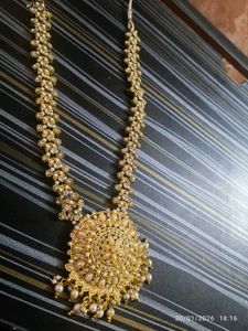 heavy long stone neckpiece