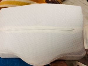 Ergonomic Memory Foam Pillow