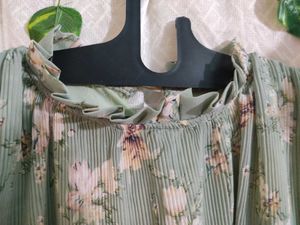 Floral ,Pista Green Clr ,Dress🌸