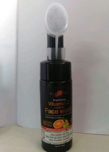 Wow Vitamin C Face Wash