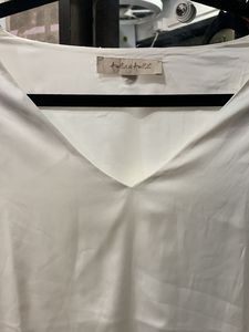 Elegant White V-Neck Top