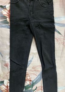 Black Skinny Fit Jeans