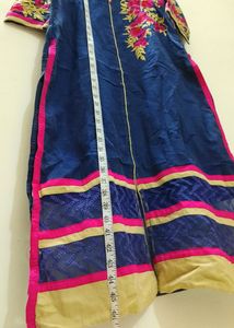 👗💗 Embroidered Kurti...