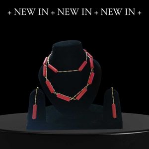 Handmade Carol Beads Necklace Set