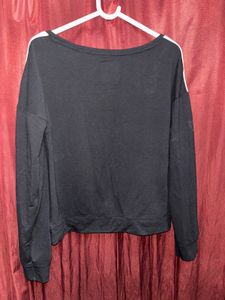 black long sleeve top 🌸with Gift 🎁