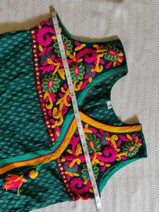 Embroidered Kurta Set