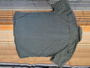 Levi's Striped Short Sleeve Shirt