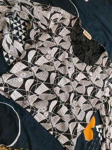 Dino Black &amp; White Print Top