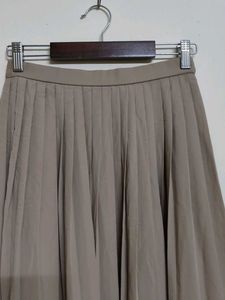 Pleated Midi Skirt
