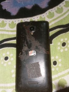 Micromax a74 3g If anyone want this phone then can offer