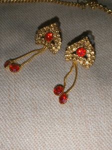 Gold-tone Red Stone Jewelry Set
