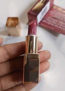 Estee Lauder Lipstick